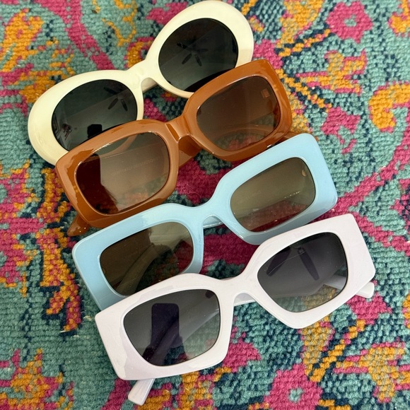 Accessories - (LOT OF 4) Colorful Sunglasses